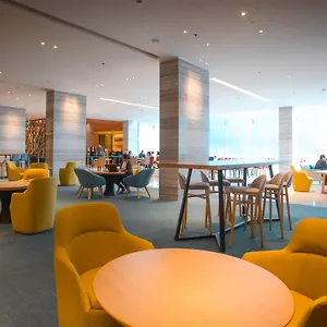 Otel Express Manila Newport City, An Ihg