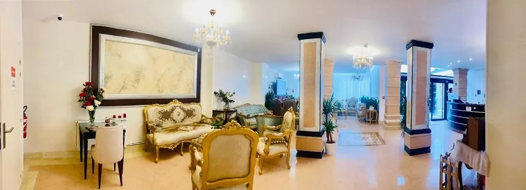 ***  Hotel Royal Paris Ivry 프랑스