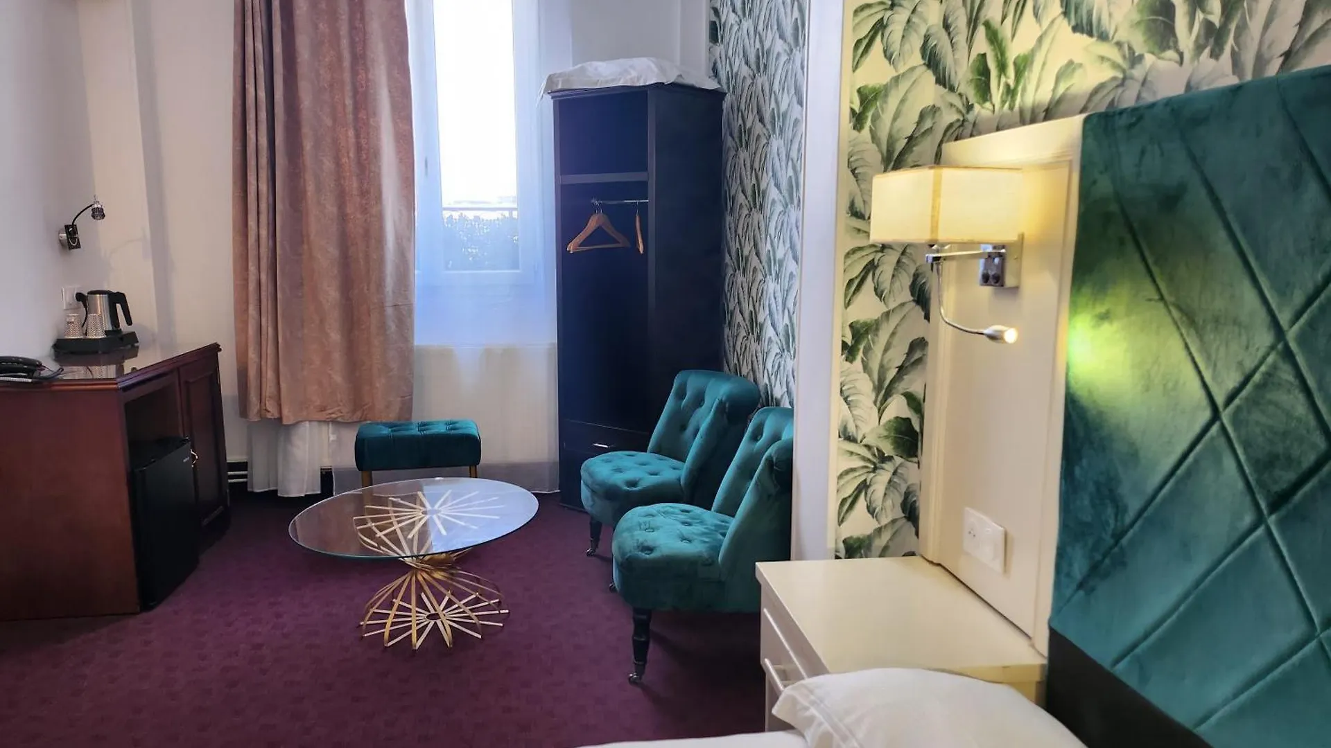 Hotel Royal Paris Ivry 3*, 이브리쉬르센 프랑스